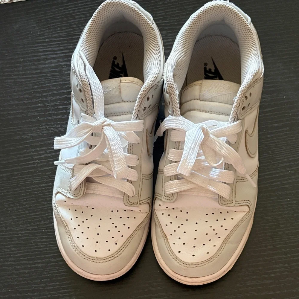 Nike White Athletic Shoes - Picture 1 of 3